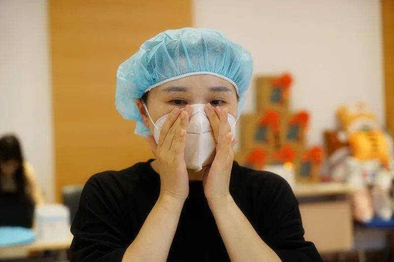  国王杯赛前走向成谜，勒沃库森门线救险，底气十足，医务组通报恢复
