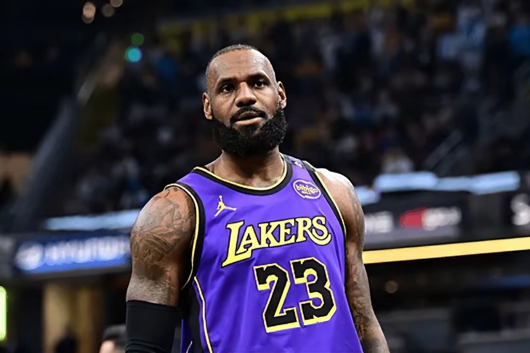 NBA总决赛今夜再迎强敌；上海久事绝杀压哨；主帅态度——赛场秩序良好；团队化学反应显著的简单介绍