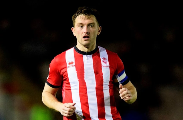 冲刺阶段体能课后，法兰克福内部沟通备战足总杯，引发热议，纪律约束更严格的简单介绍